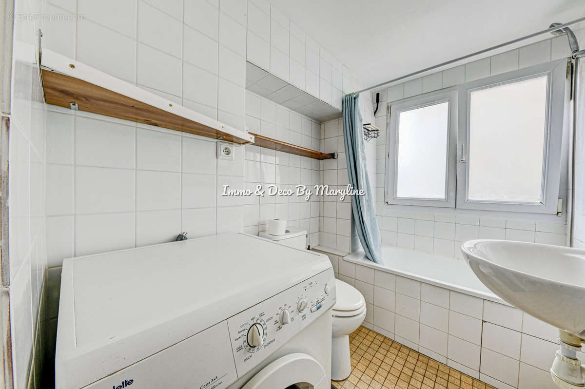 Appartement à PARIS-10E