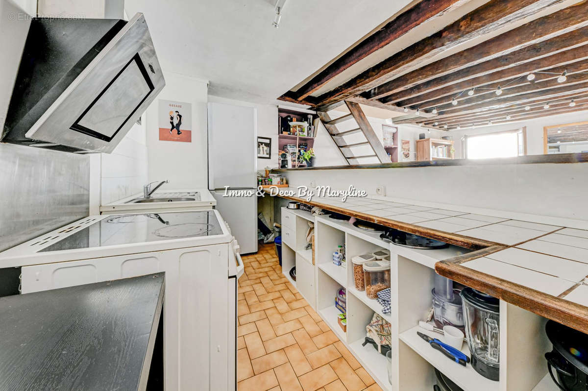 Appartement à PARIS-10E