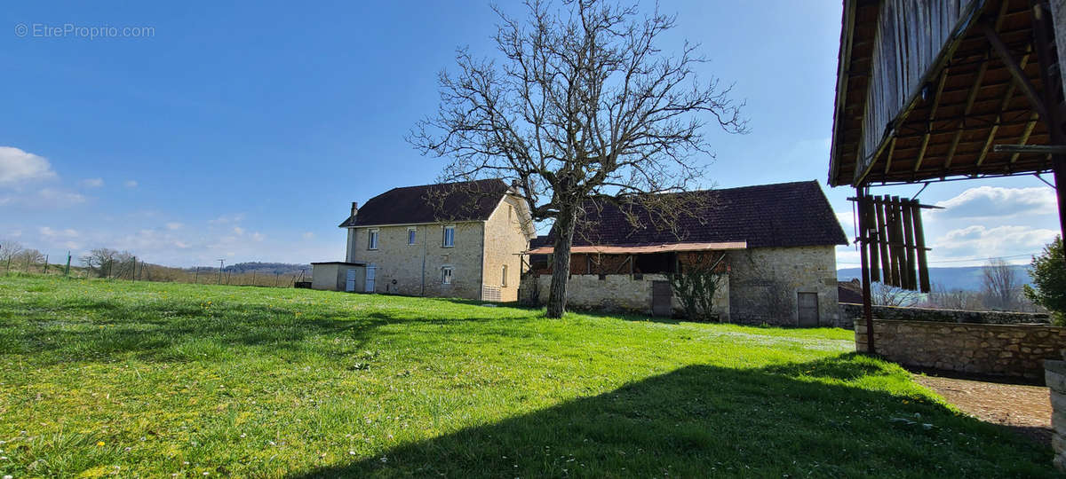 Maison à CONDAT