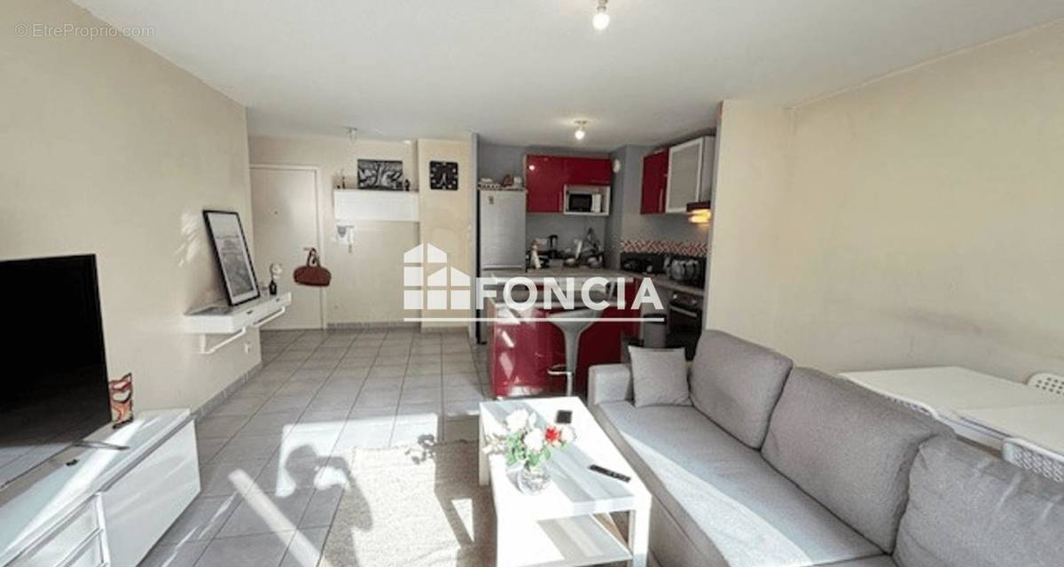 Appartement à MARSEILLE-4E