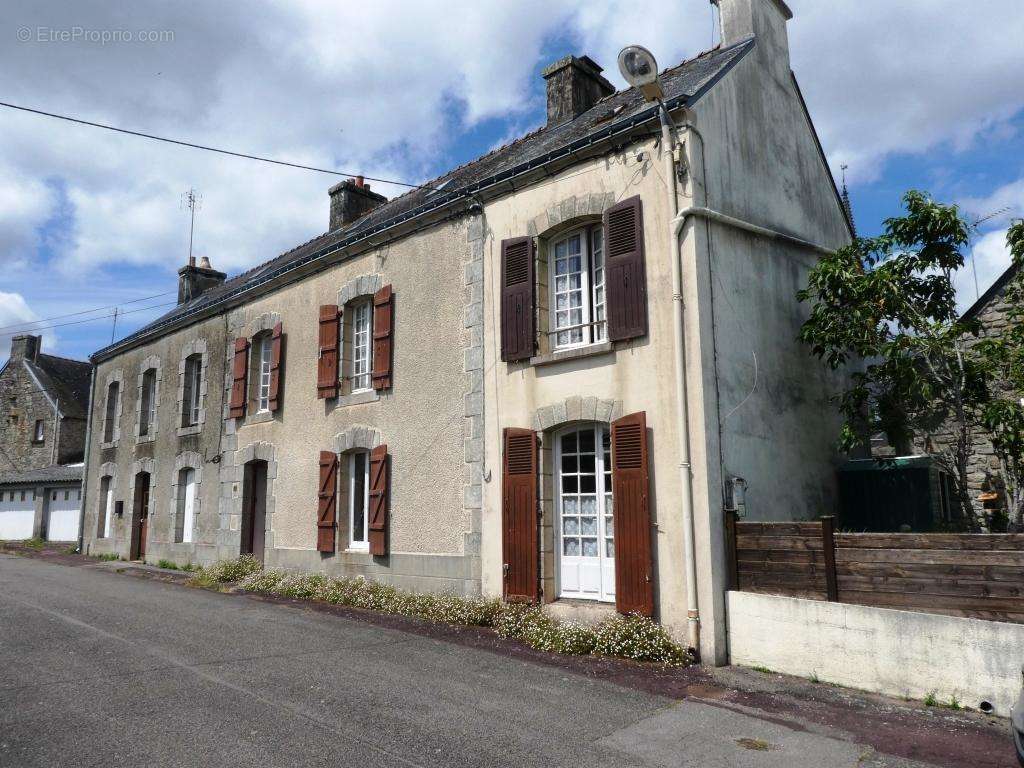 Maison à KERNASCLEDEN