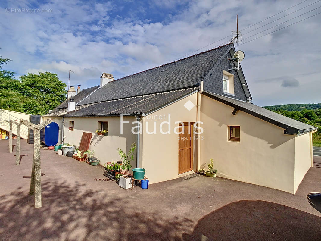 Maison à LITHAIRE