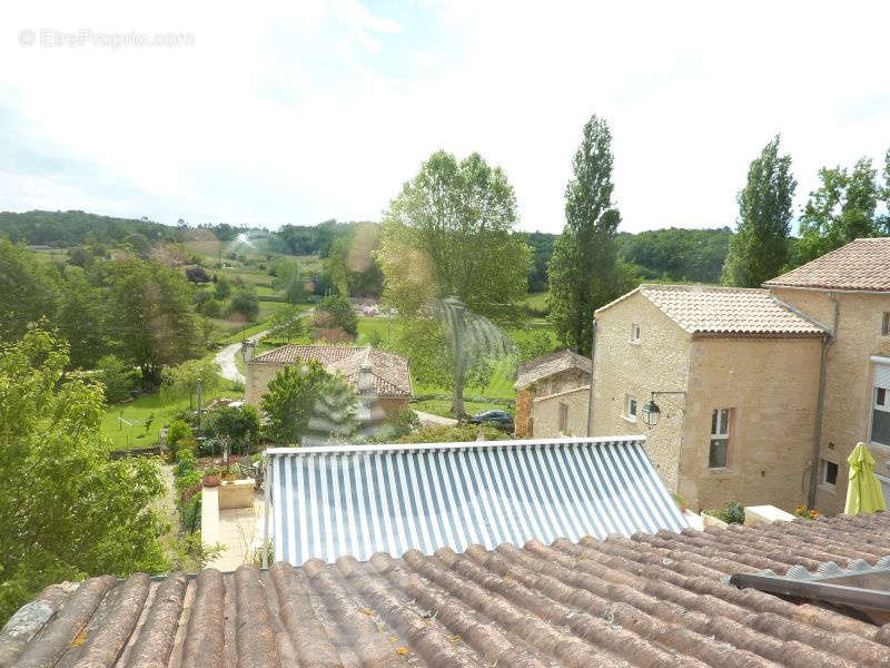 Maison à LACAPELLE-BIRON