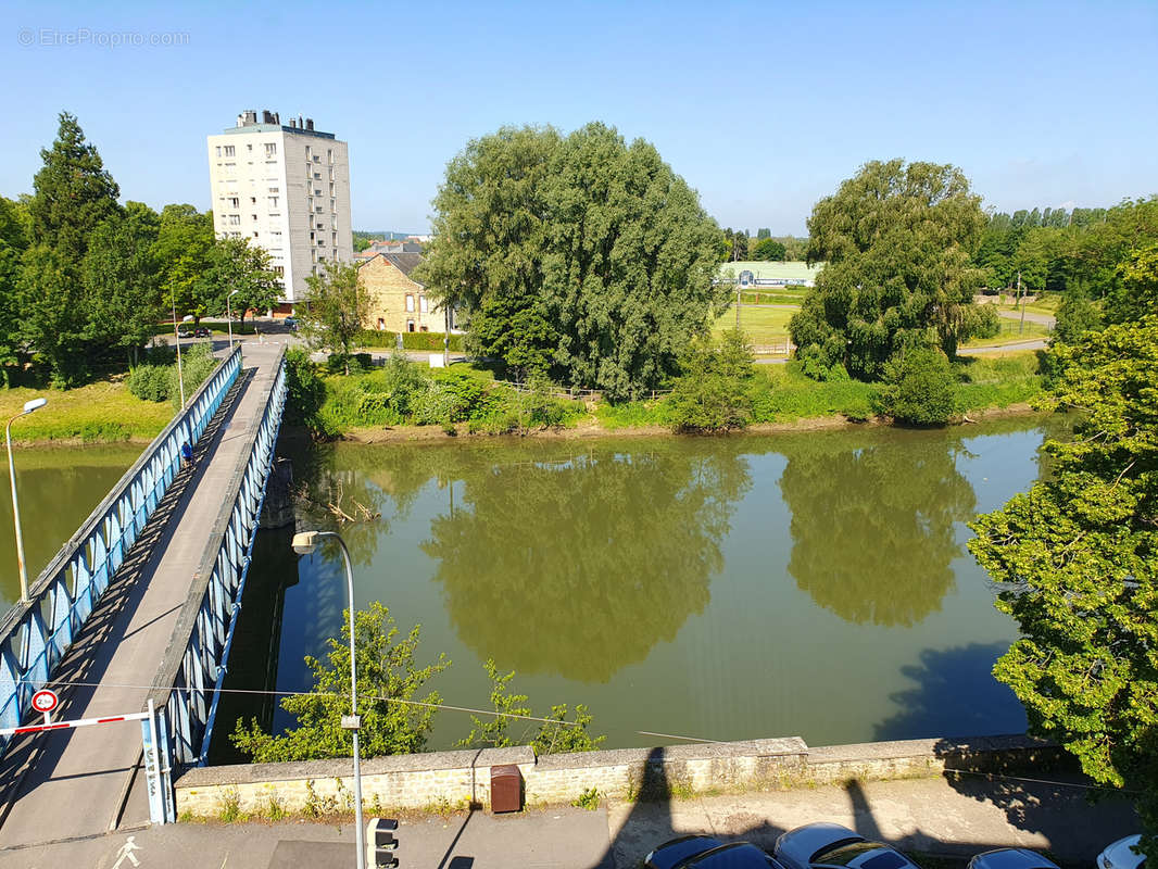 Appartement à CHARLEVILLE-MEZIERES