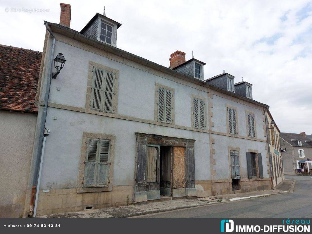 Maison à BETETE