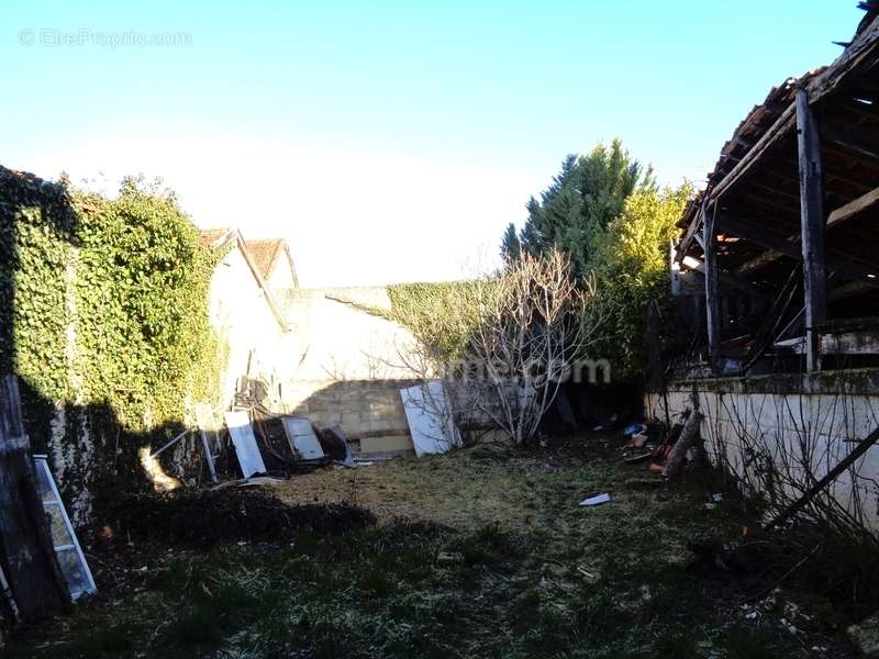 Maison à TOCANE-SAINT-APRE