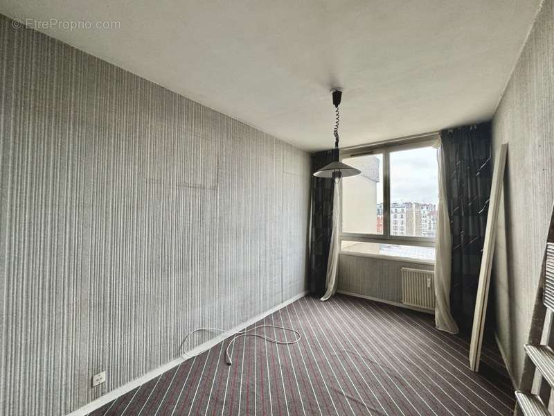 Appartement à AUBERVILLIERS