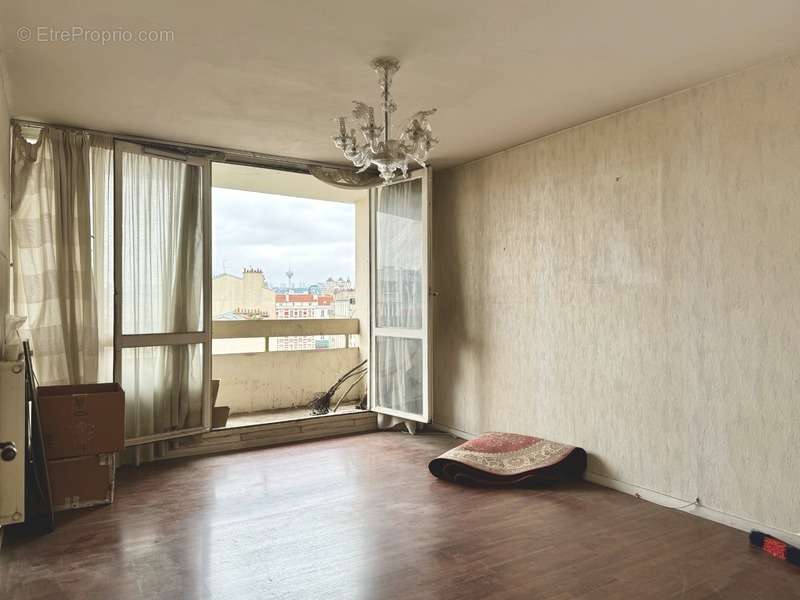 Appartement à AUBERVILLIERS