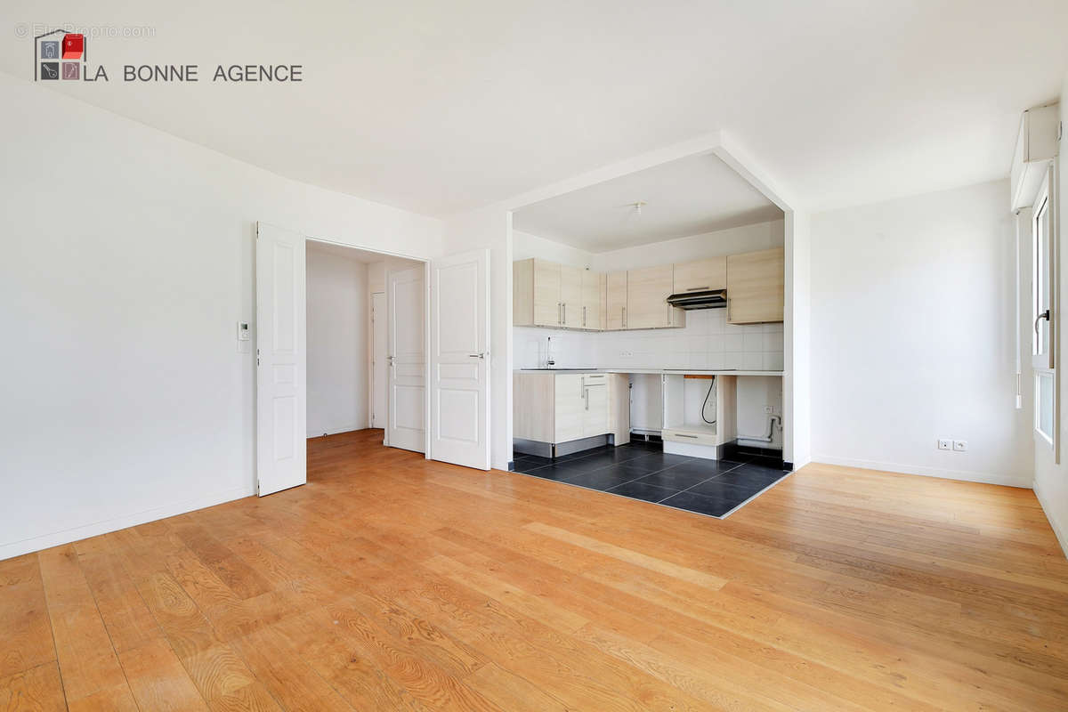 Appartement à ISSY-LES-MOULINEAUX