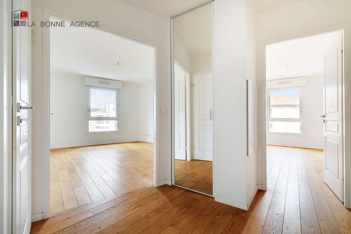 Appartement à ISSY-LES-MOULINEAUX