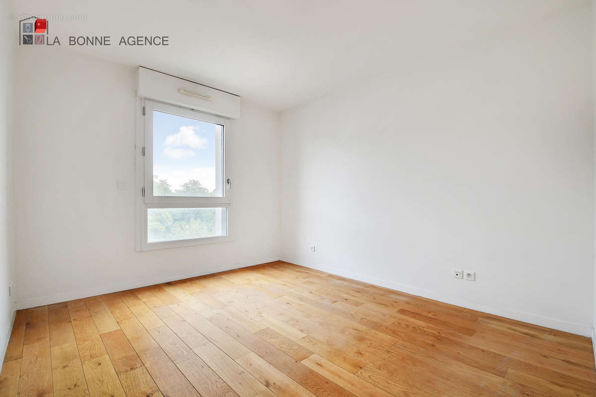 Appartement à ISSY-LES-MOULINEAUX