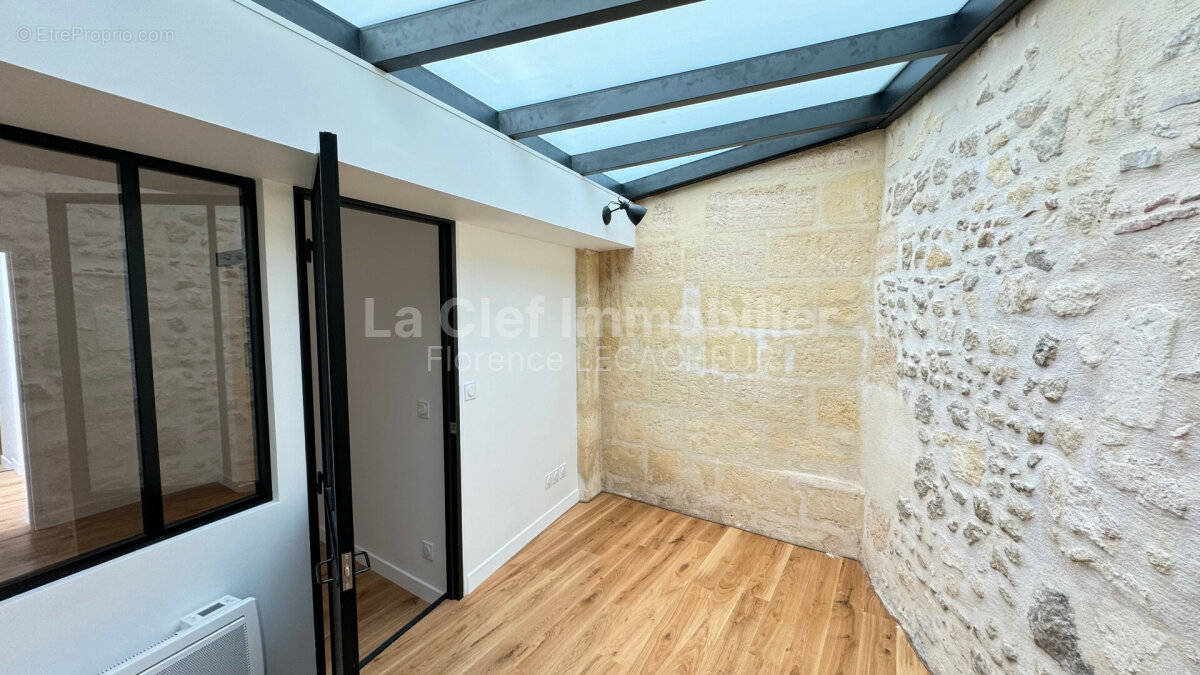 Appartement à BORDEAUX