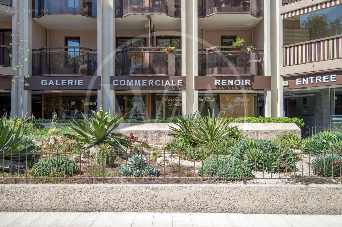 Commerce à CAGNES-SUR-MER