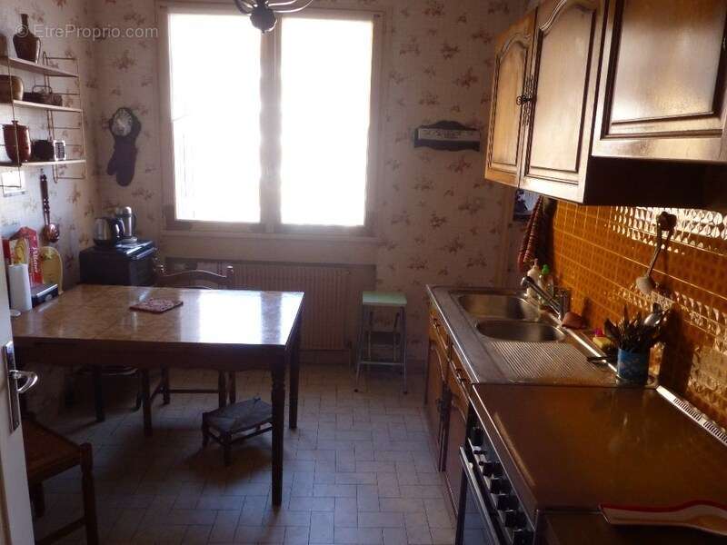 Appartement à MONTCEAU-LES-MINES