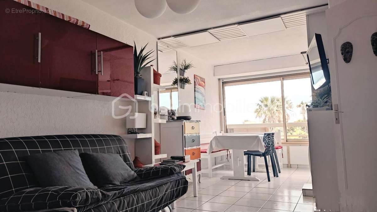 Appartement à SIX-FOURS-LES-PLAGES