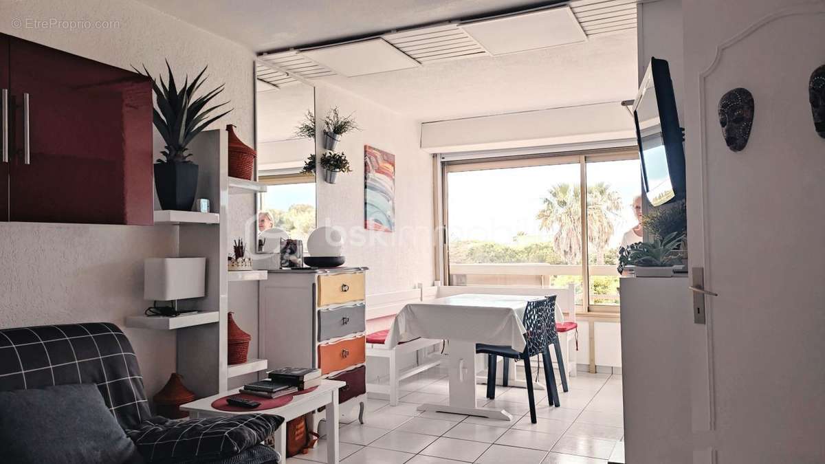 Appartement à SIX-FOURS-LES-PLAGES