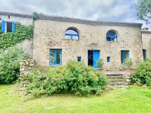 Maison à SAINTE-CAMELLE