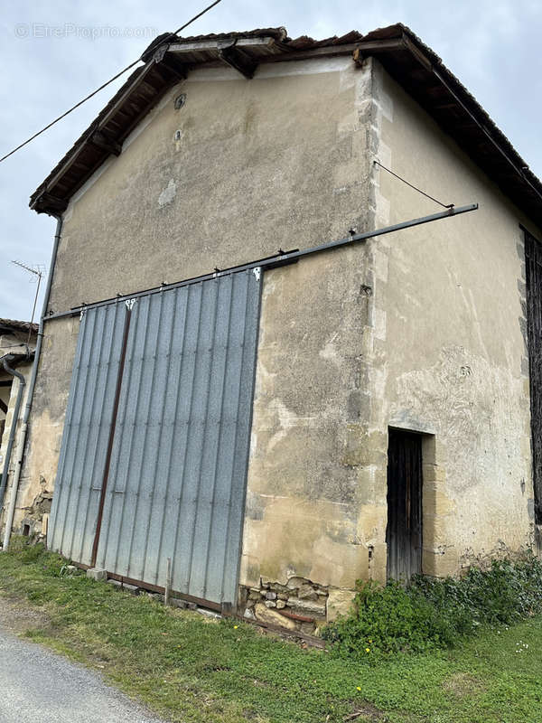 Autre à LAMOTHE-LANDERRON