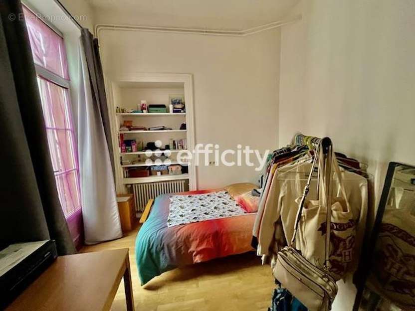 Appartement à PARIS-10E