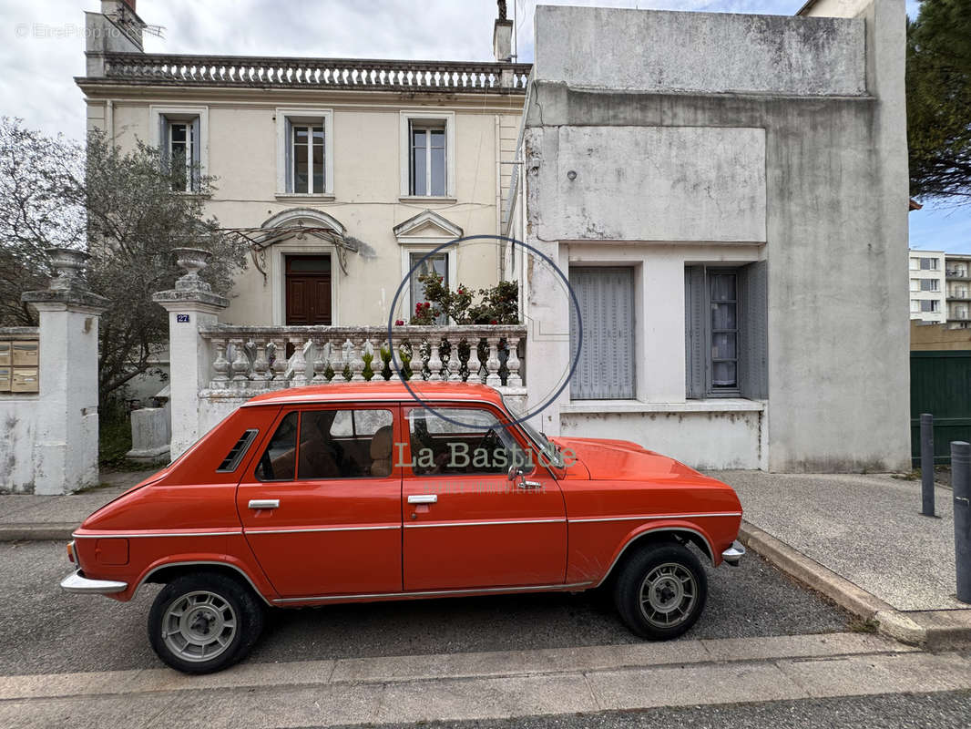 Maison à MONTELIMAR