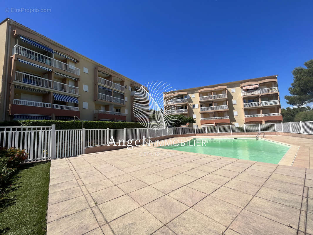 Appartement à FREJUS