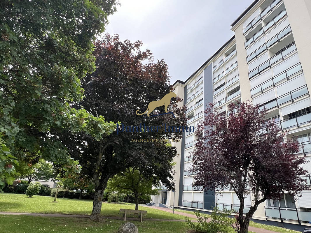 Appartement à CHAMBRAY-LES-TOURS