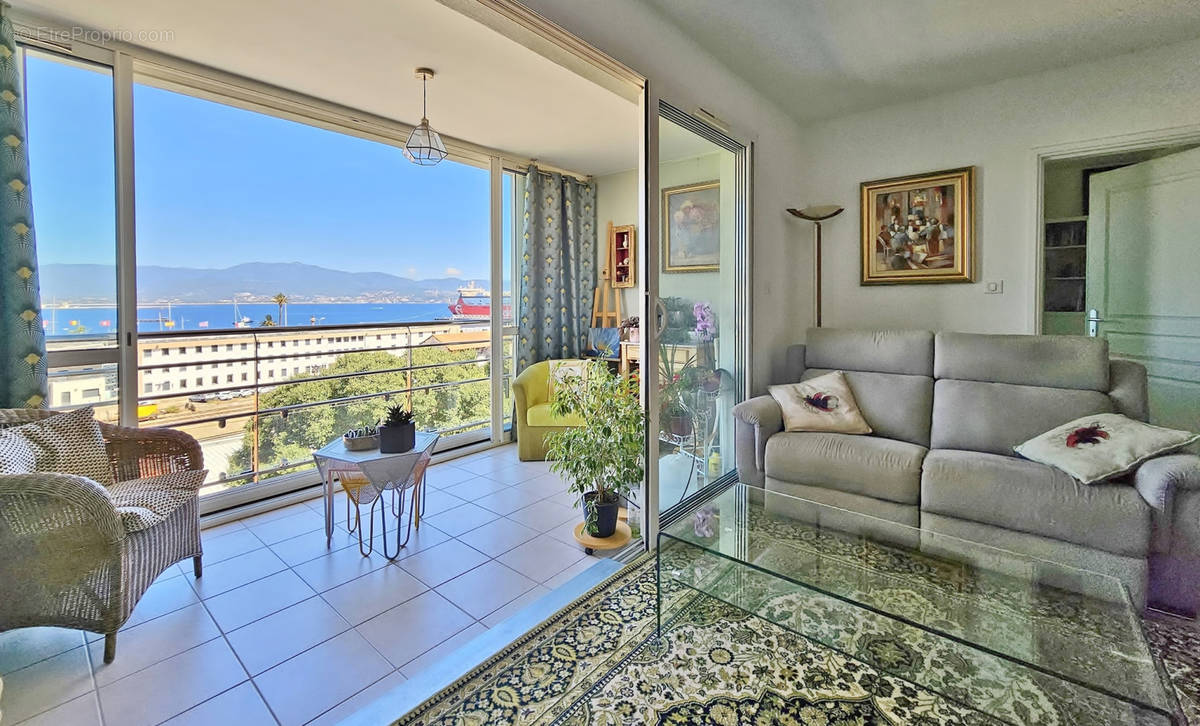 Appartement à AJACCIO