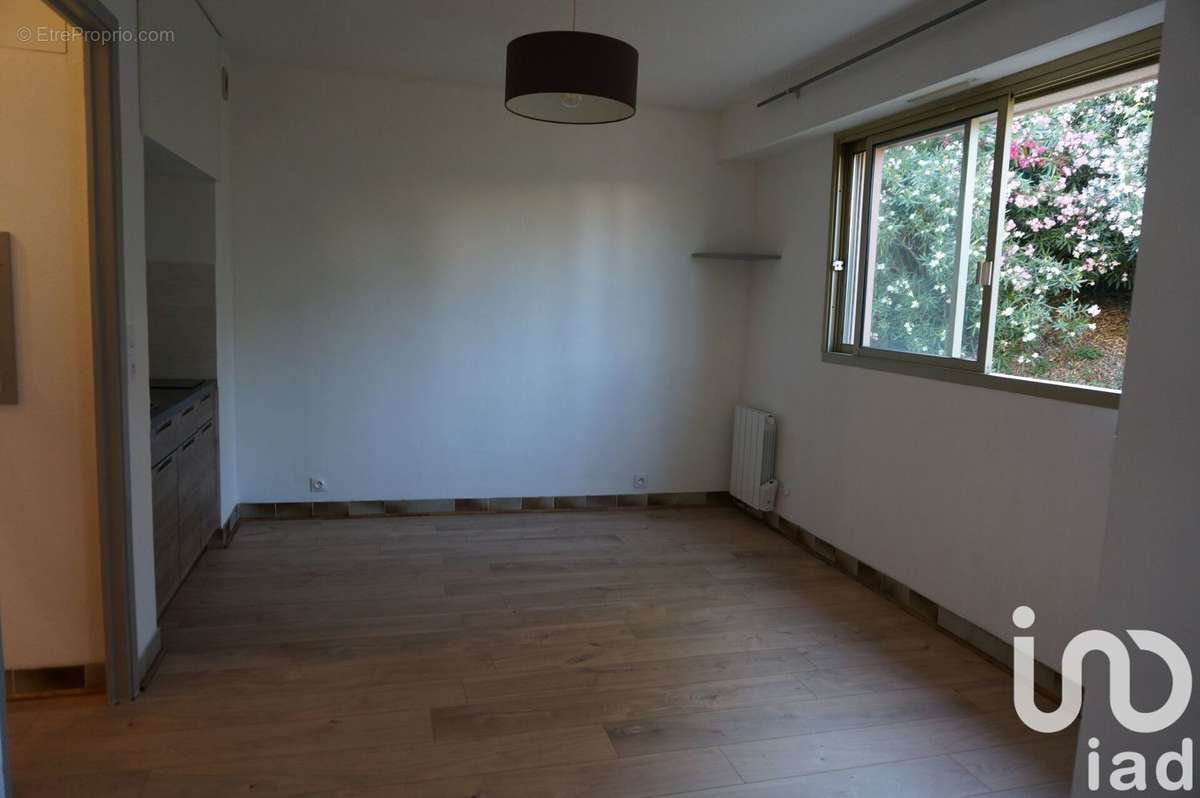 Photo 2 - Appartement à VILLENEUVE-LOUBET