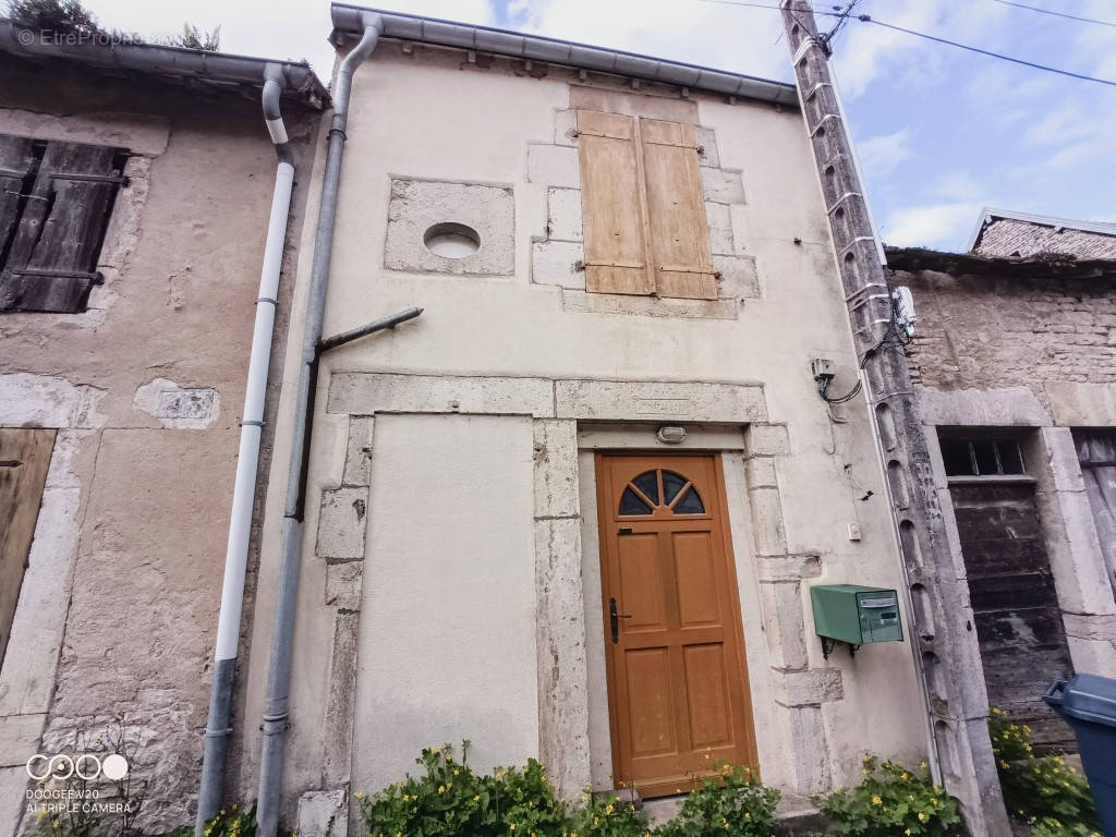 Maison à GY