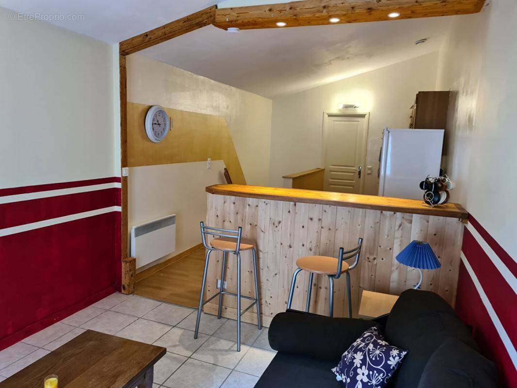 Appartement à MIREBEAU-SUR-BEZE