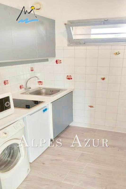 Appartement à VILLENEUVE-LOUBET