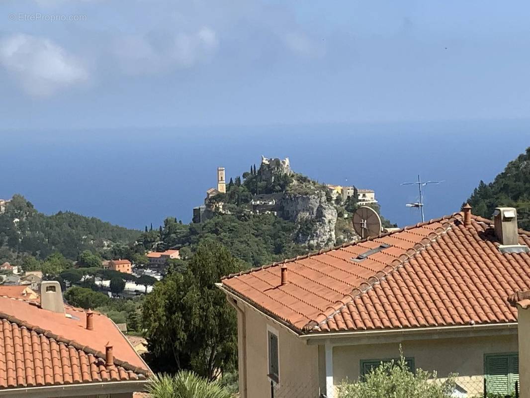 Maison à EZE