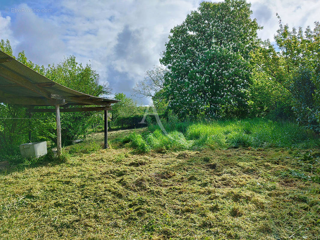 Terrain à FLOIRAC