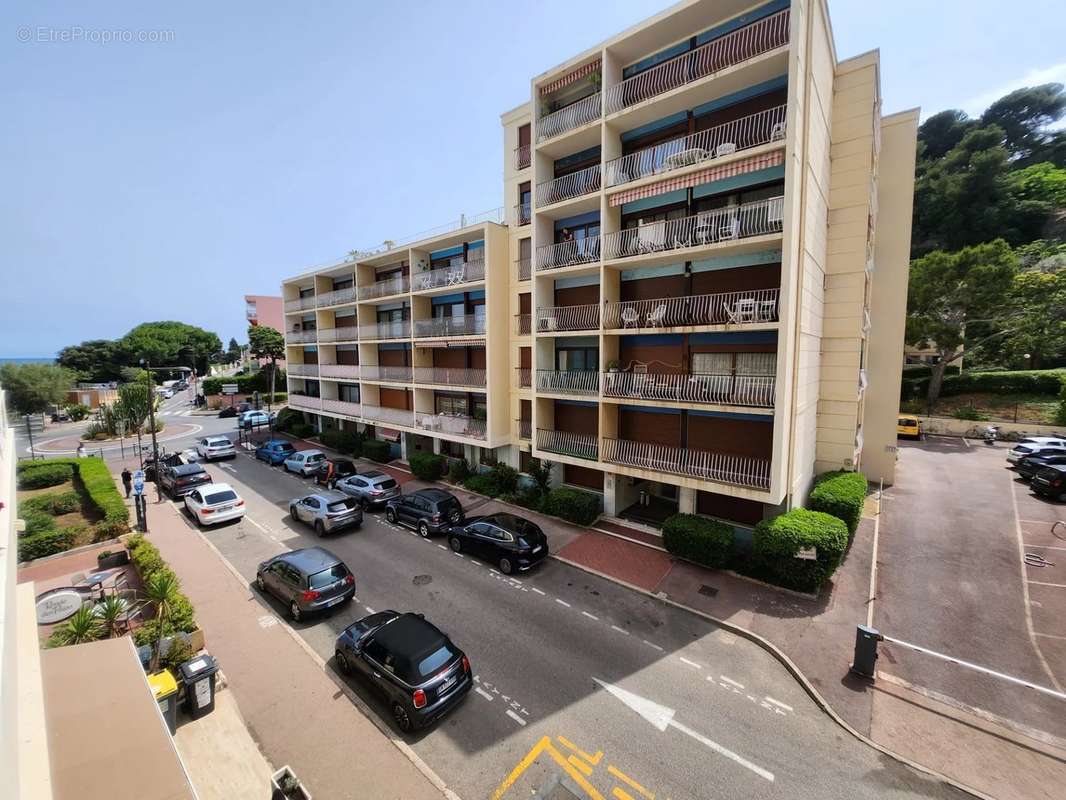 Appartement à ROQUEBRUNE-CAP-MARTIN