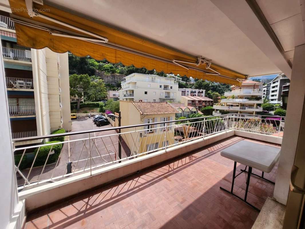 Appartement à ROQUEBRUNE-CAP-MARTIN