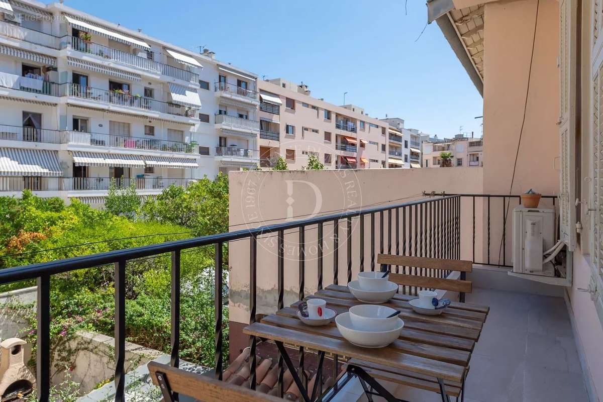 Appartement à BEAULIEU-SUR-MER