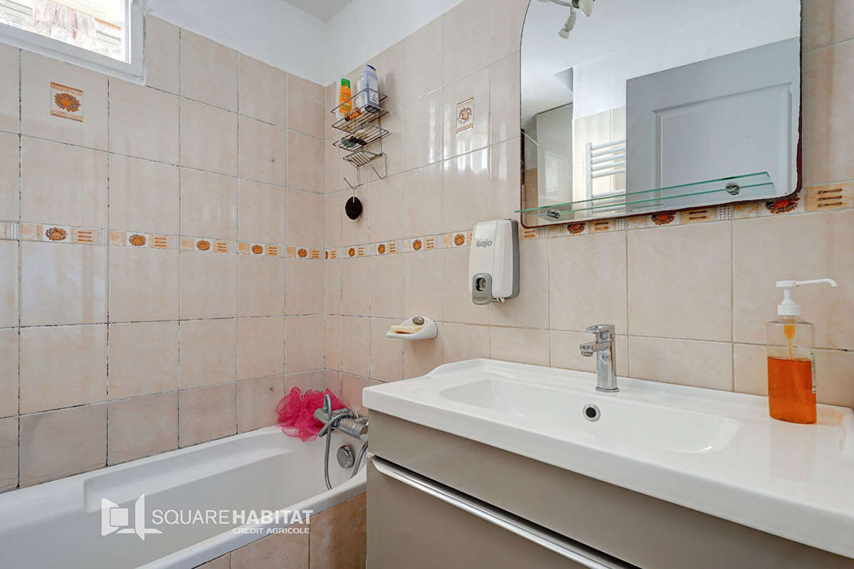 Appartement à MARSEILLE-9E