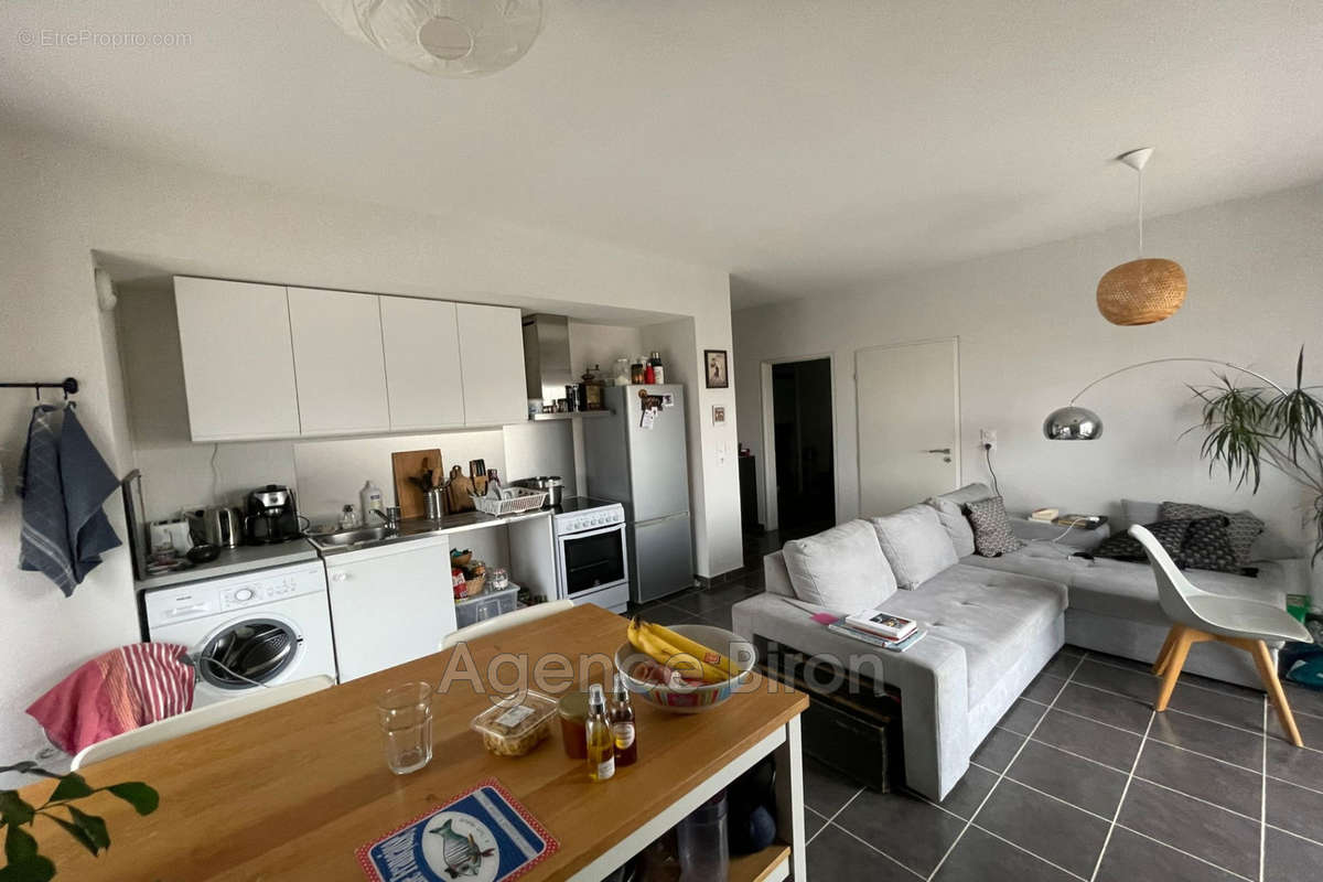 Appartement à MARSEILLE-3E