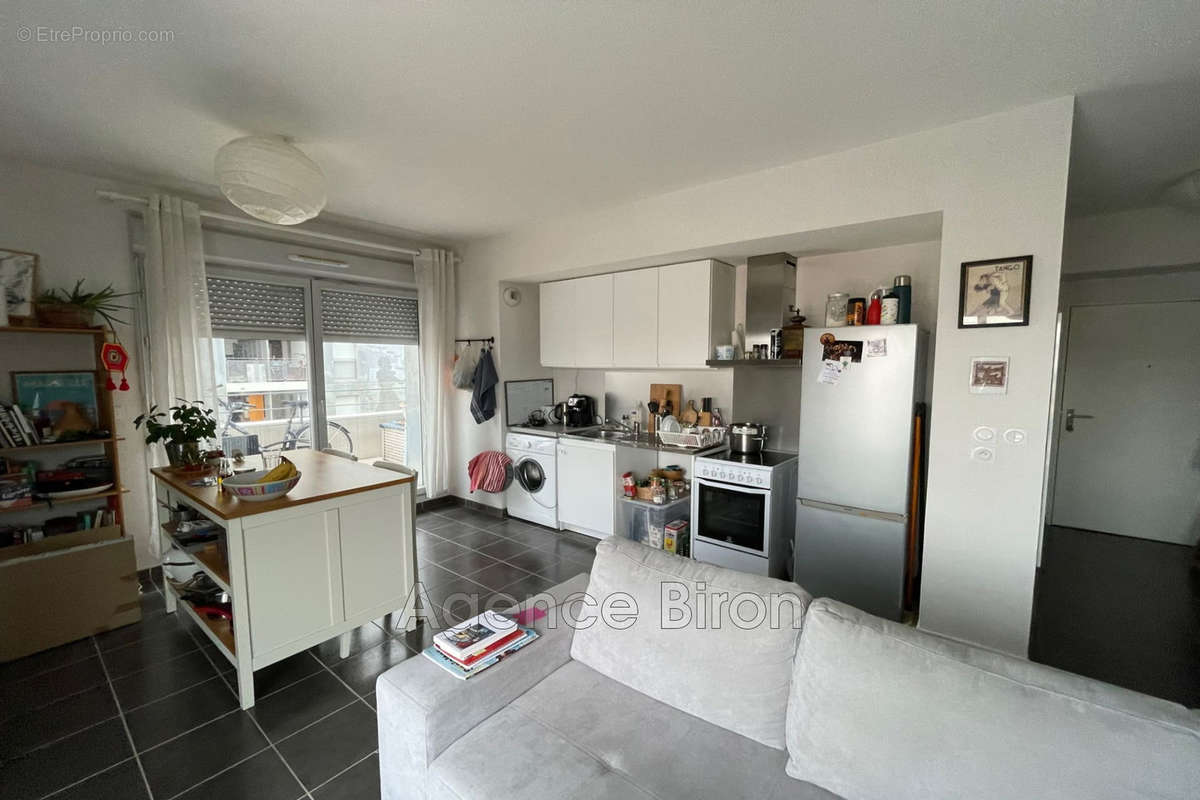 Appartement à MARSEILLE-3E