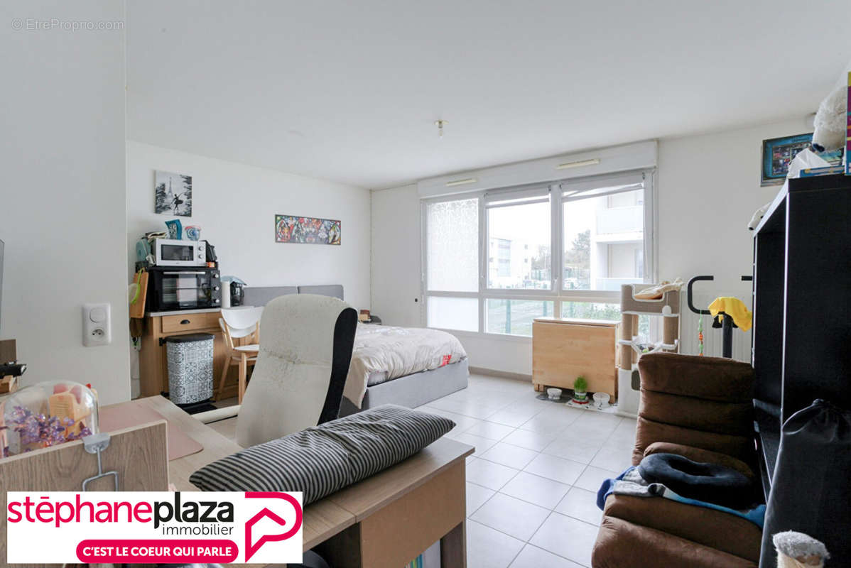 Appartement à SARTROUVILLE