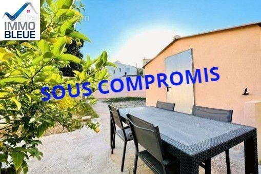 Appartement à CHATEAUNEUF-LES-MARTIGUES