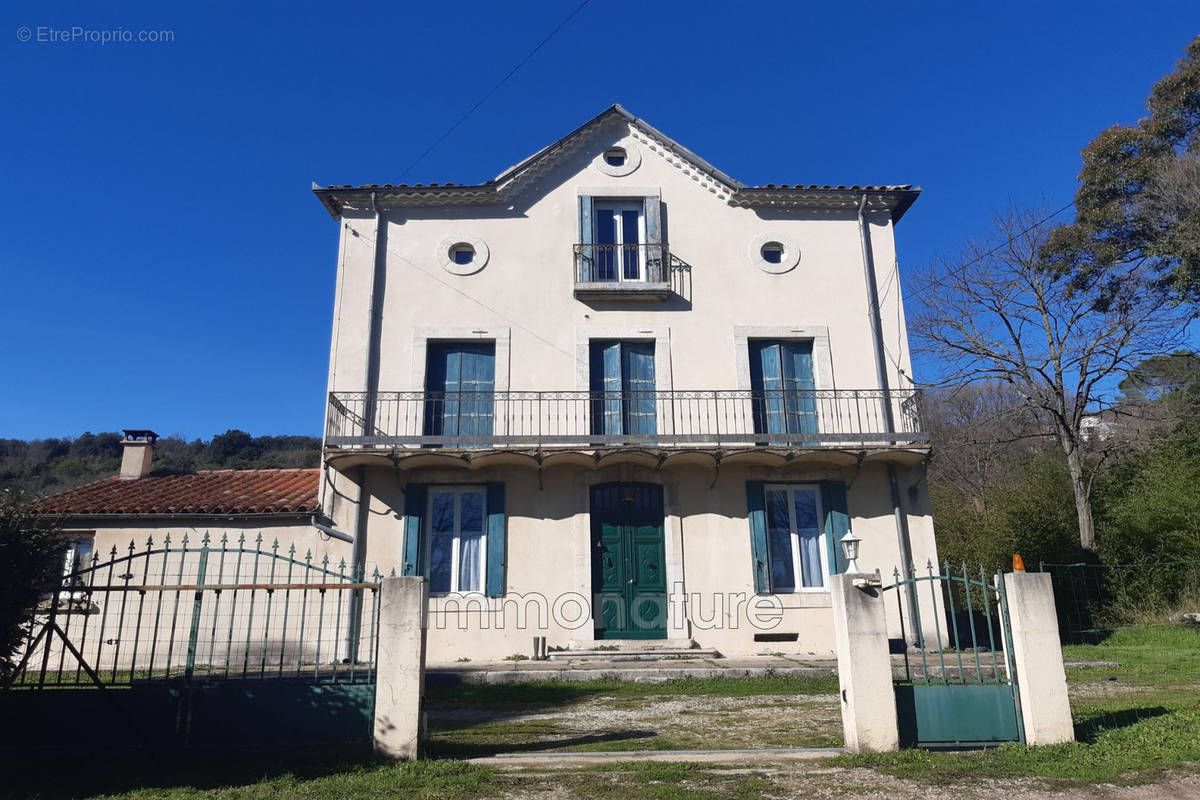 Maison à GANGES