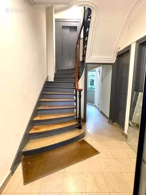 Appartement à PARIS-20E