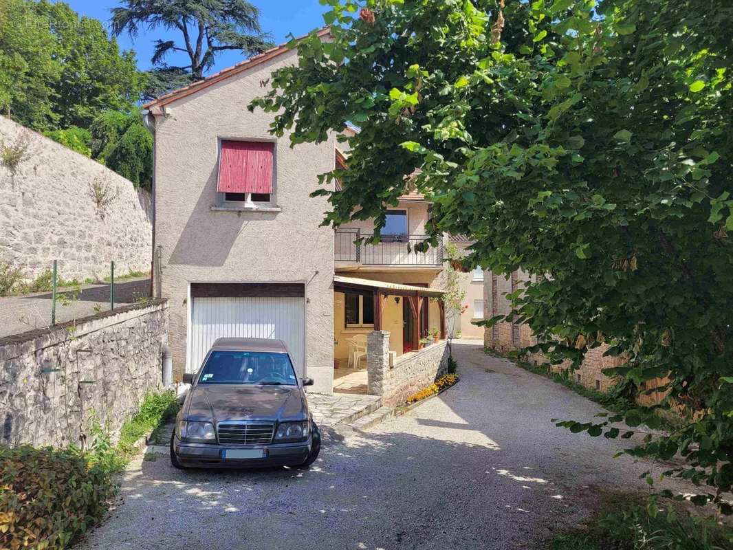 Maison à CAHORS