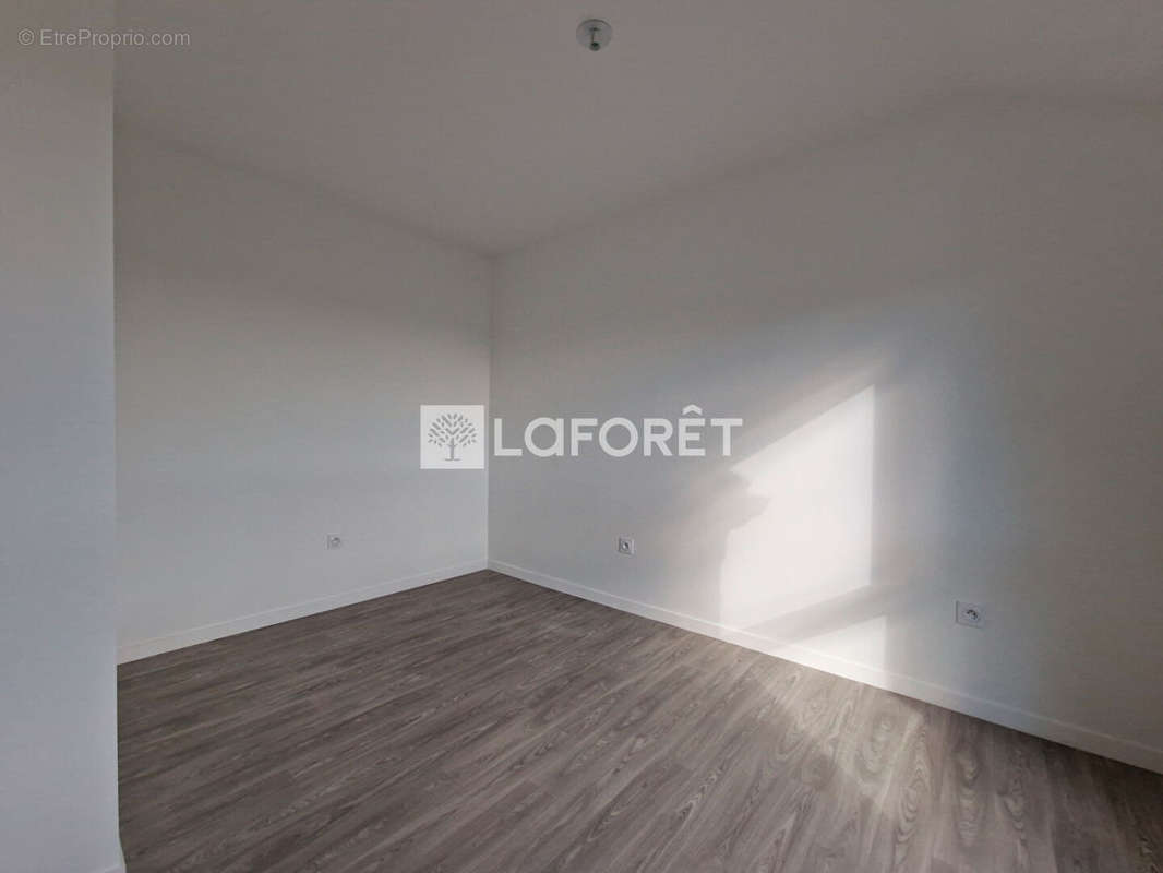 Appartement à MOISSY-CRAMAYEL