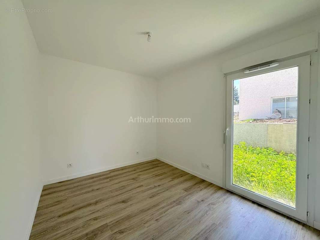 Appartement à MORESTEL