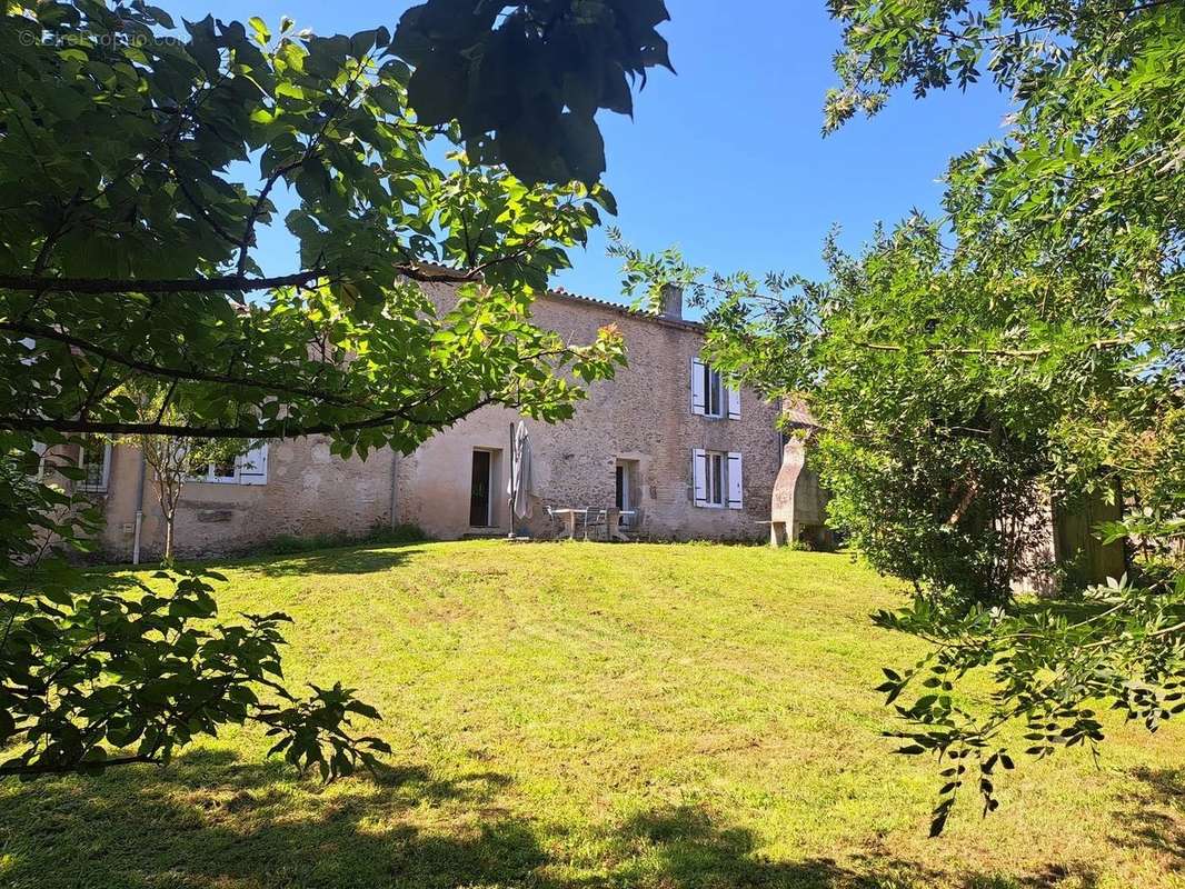 Maison à LANGON