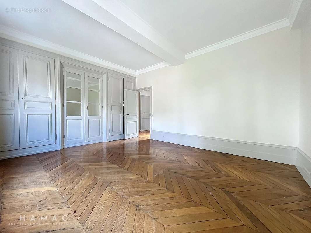 Appartement à SAINTE-FOY-LES-LYON