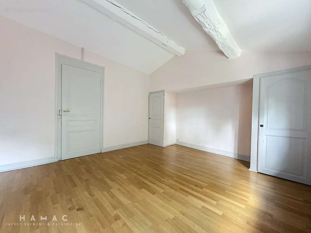 Appartement à SAINTE-FOY-LES-LYON