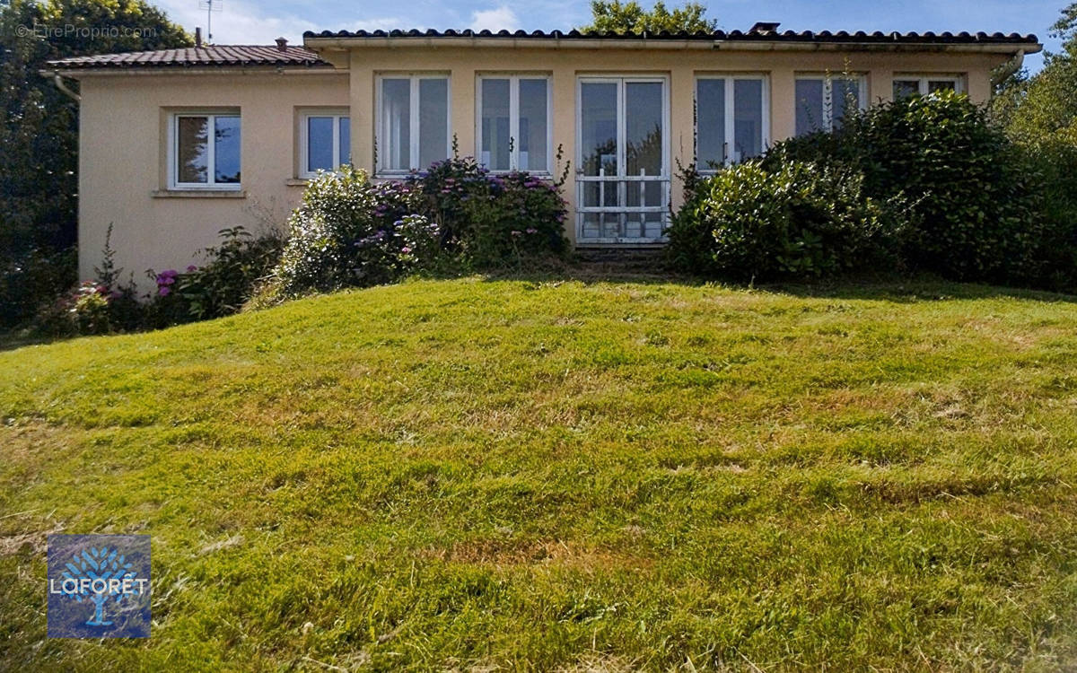 Maison à CHEMILLE